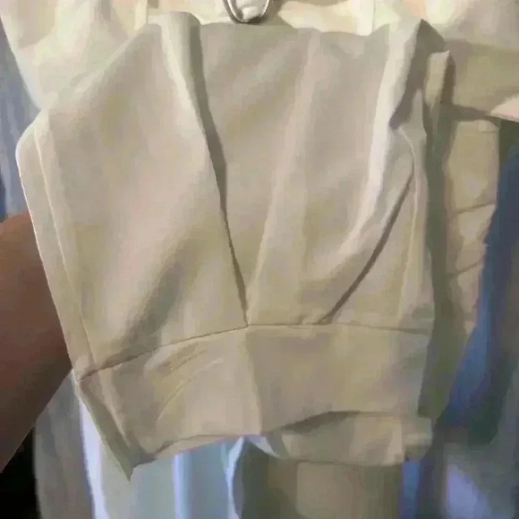 Bow Pants. White. Zip Closure. Fun Buckle Detail. Cuff Detail. SZ L. SHEIN. - Picture 4 of 8